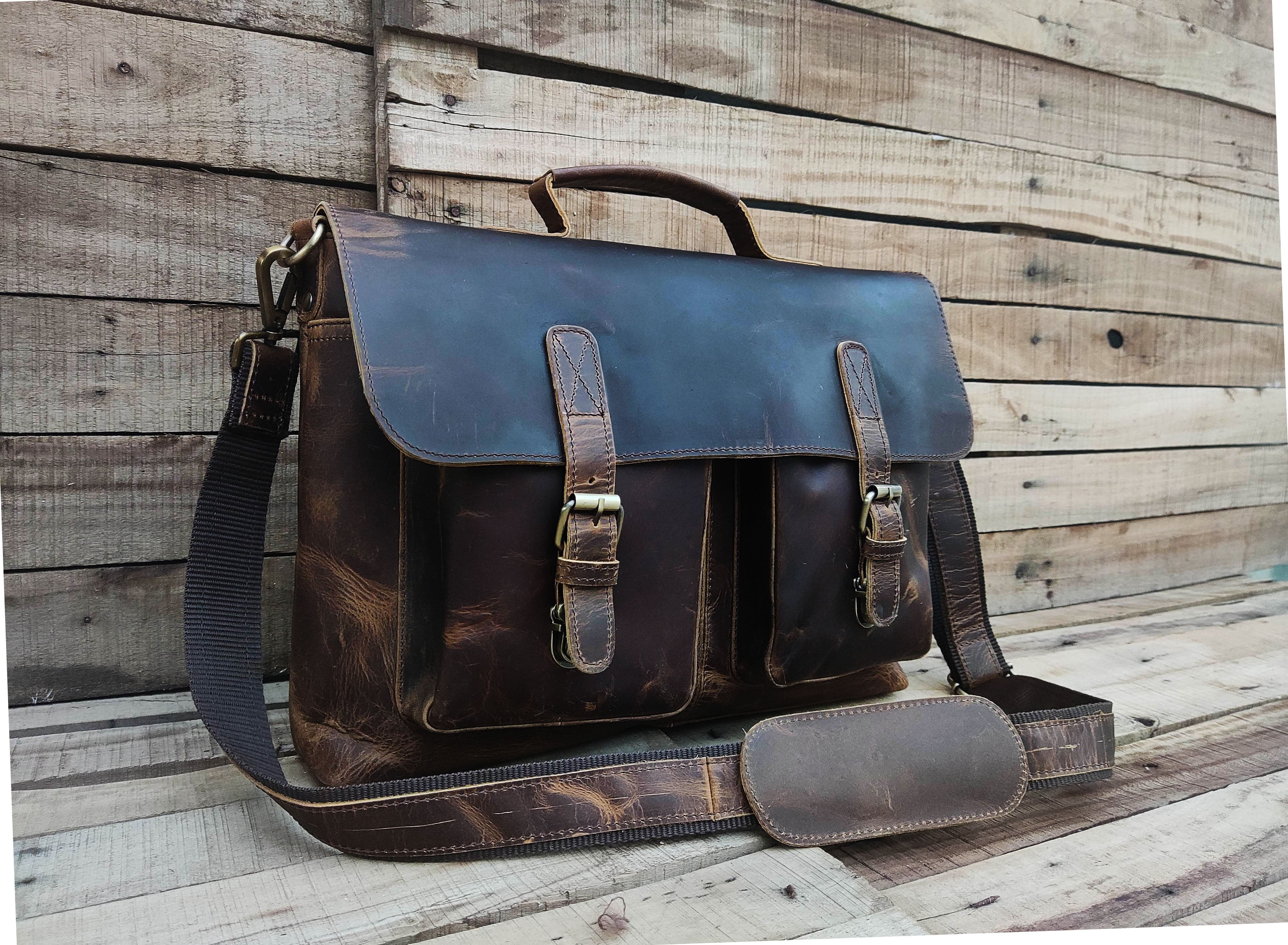 The Vintage Messenger Bag