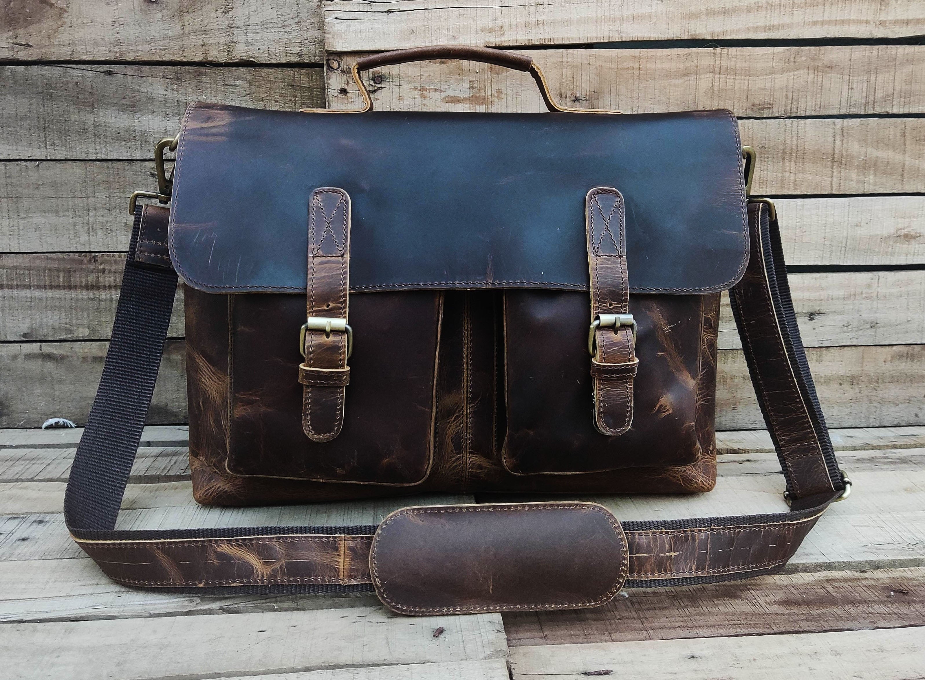 The Vintage Messenger Bag