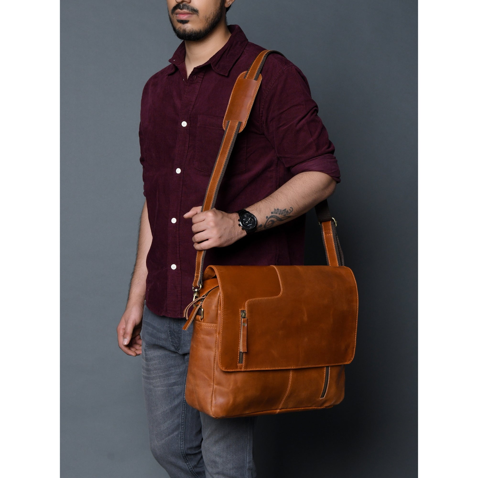 Roosevelt Leather Messenger Bag