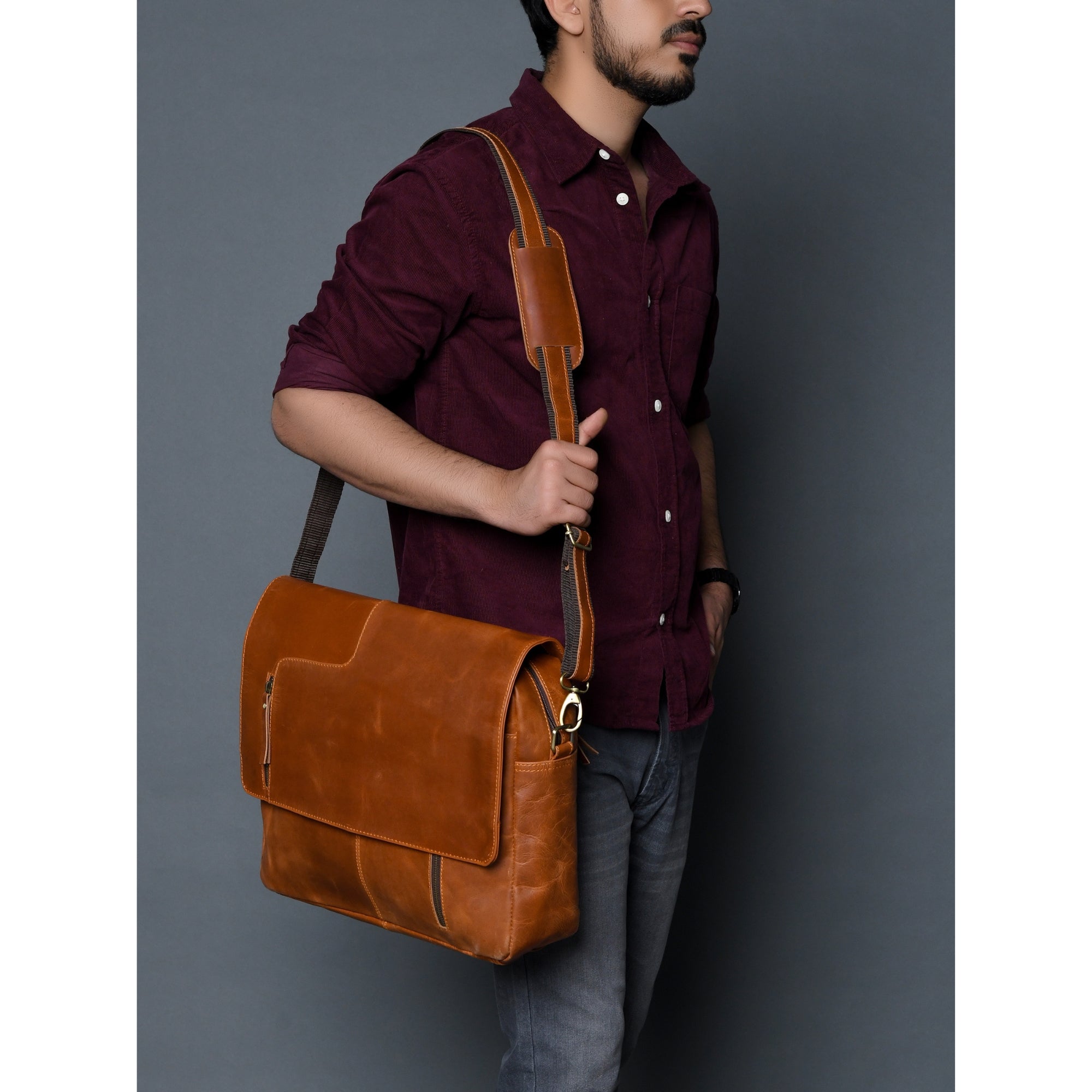 Roosevelt Leather Messenger Bag