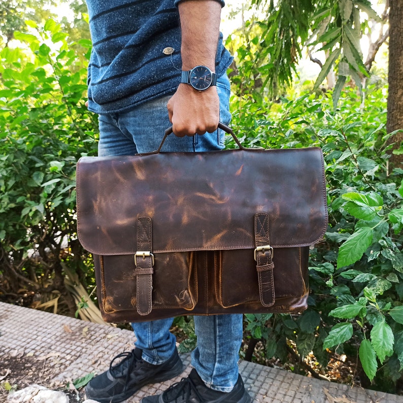 The Vintage Messenger Bag